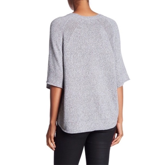 💕JOIE💕 Jolene B Sweater Top - Picture 2 of 7